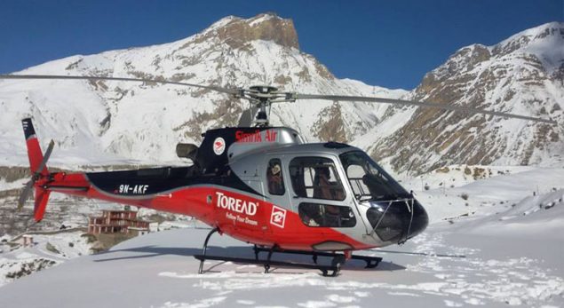  annapurna base camp helicopter landing tour 
