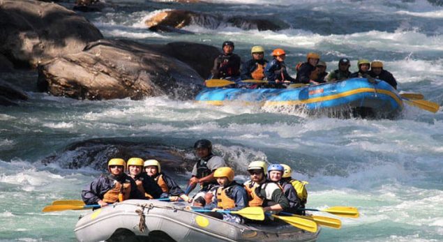  Trishuli-river-rafting 