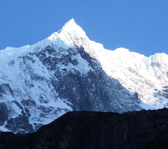 Kathmandu Langtang Trek 9 days.