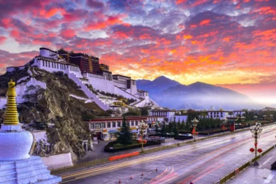 Nepal Tibet Tour 11 Days.